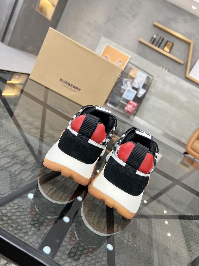 Burberry Low Shoes